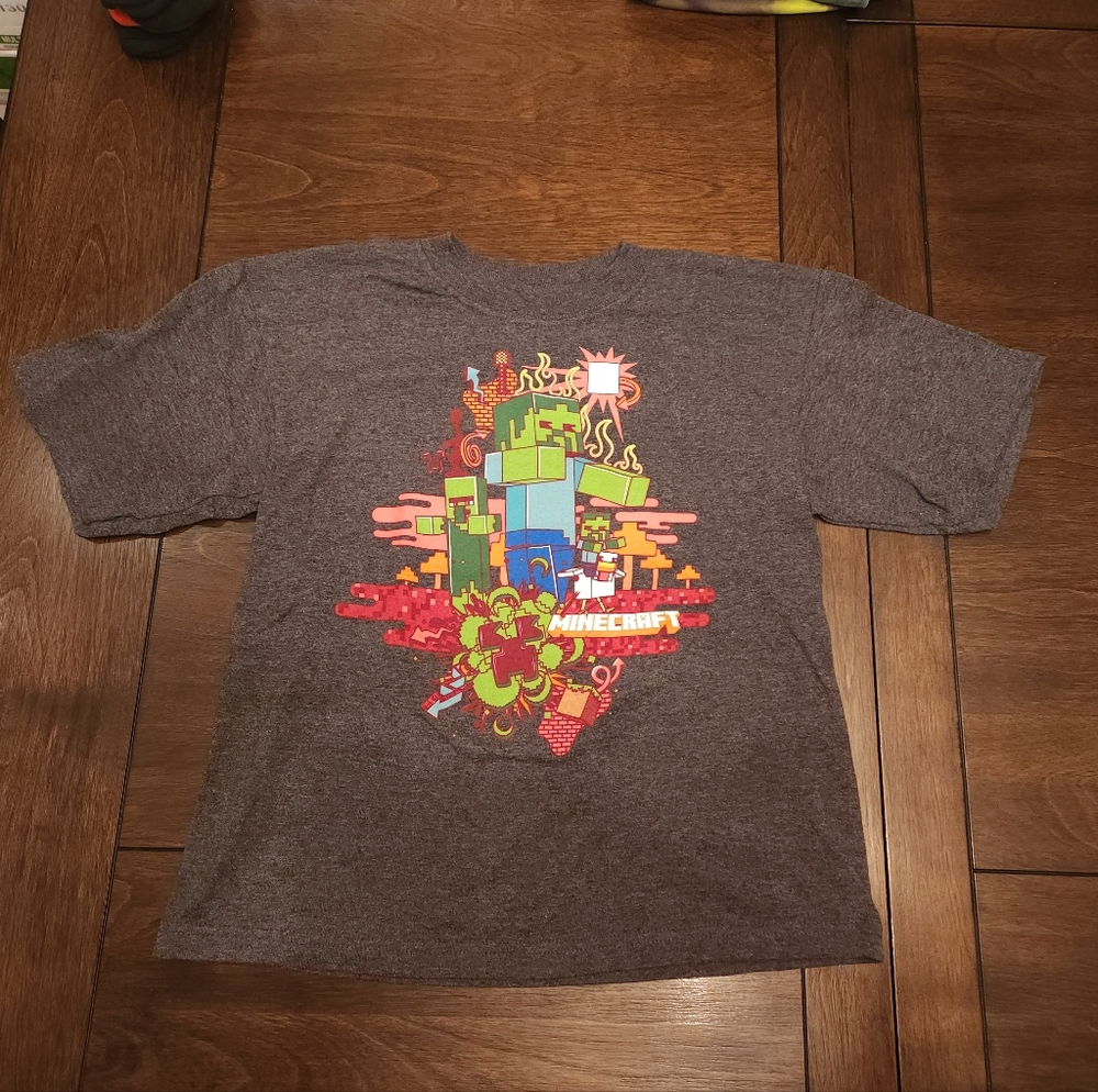 Minecraft Kids Gray Short Sleeve T-Shirt. Boys 6/7